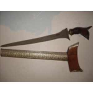Keris Sepukal Berpamor